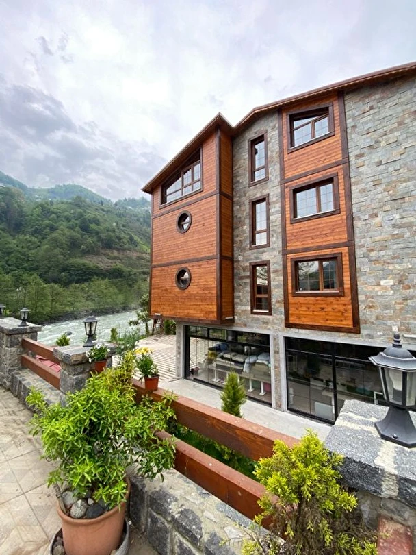 River Didi Otel