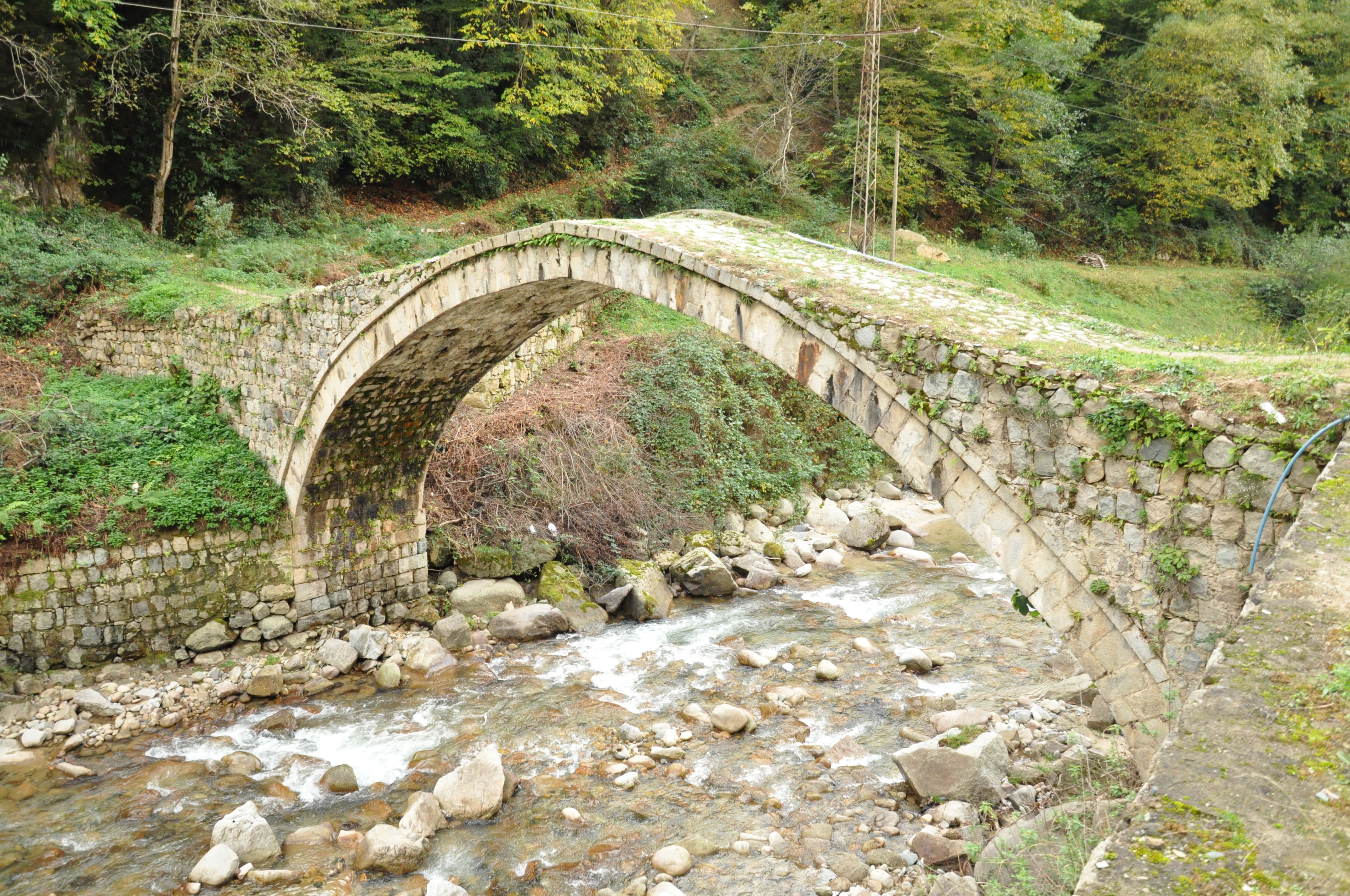 Demirkapı Taş Köprüsü